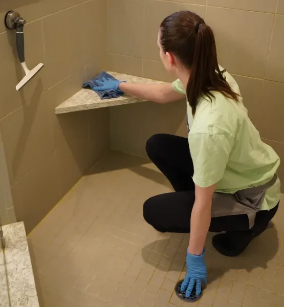 Deep house cleaning services